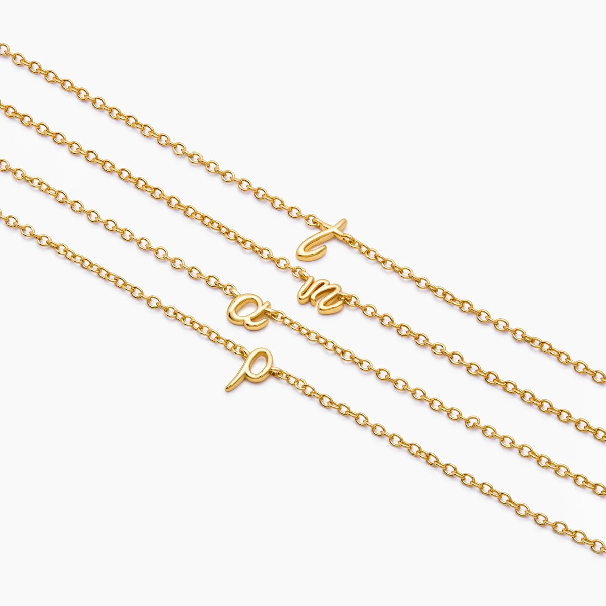 Pulseira Delicada com Inicial em Cursiva